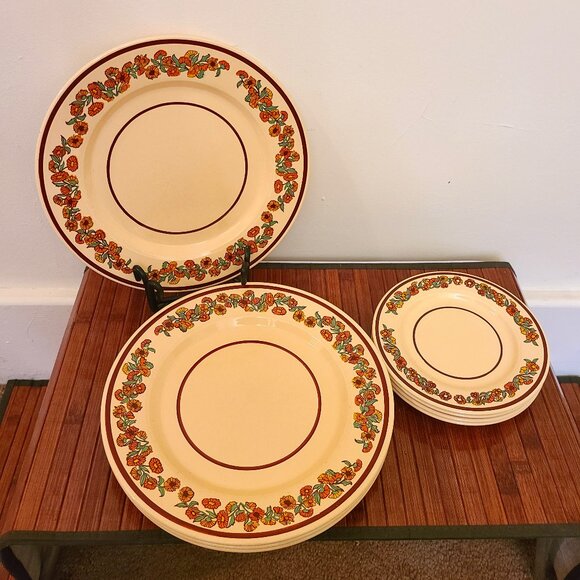 Vintage 70’s Kiln Craft Floral Plates - 4 Large/4 Small - Picture 1 of 11